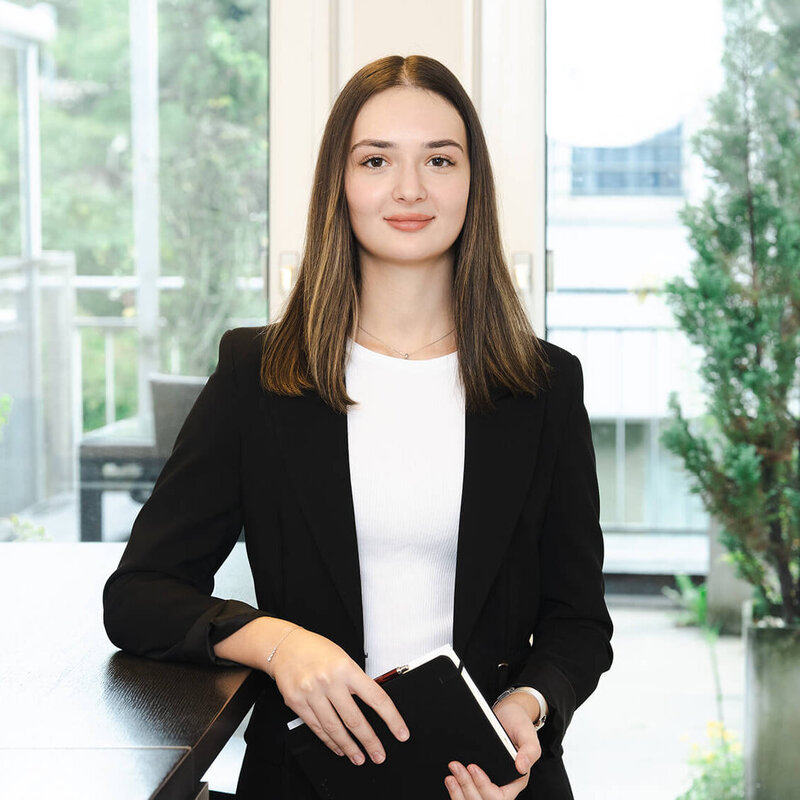 Sturzenegger Immobilien AG :: Team